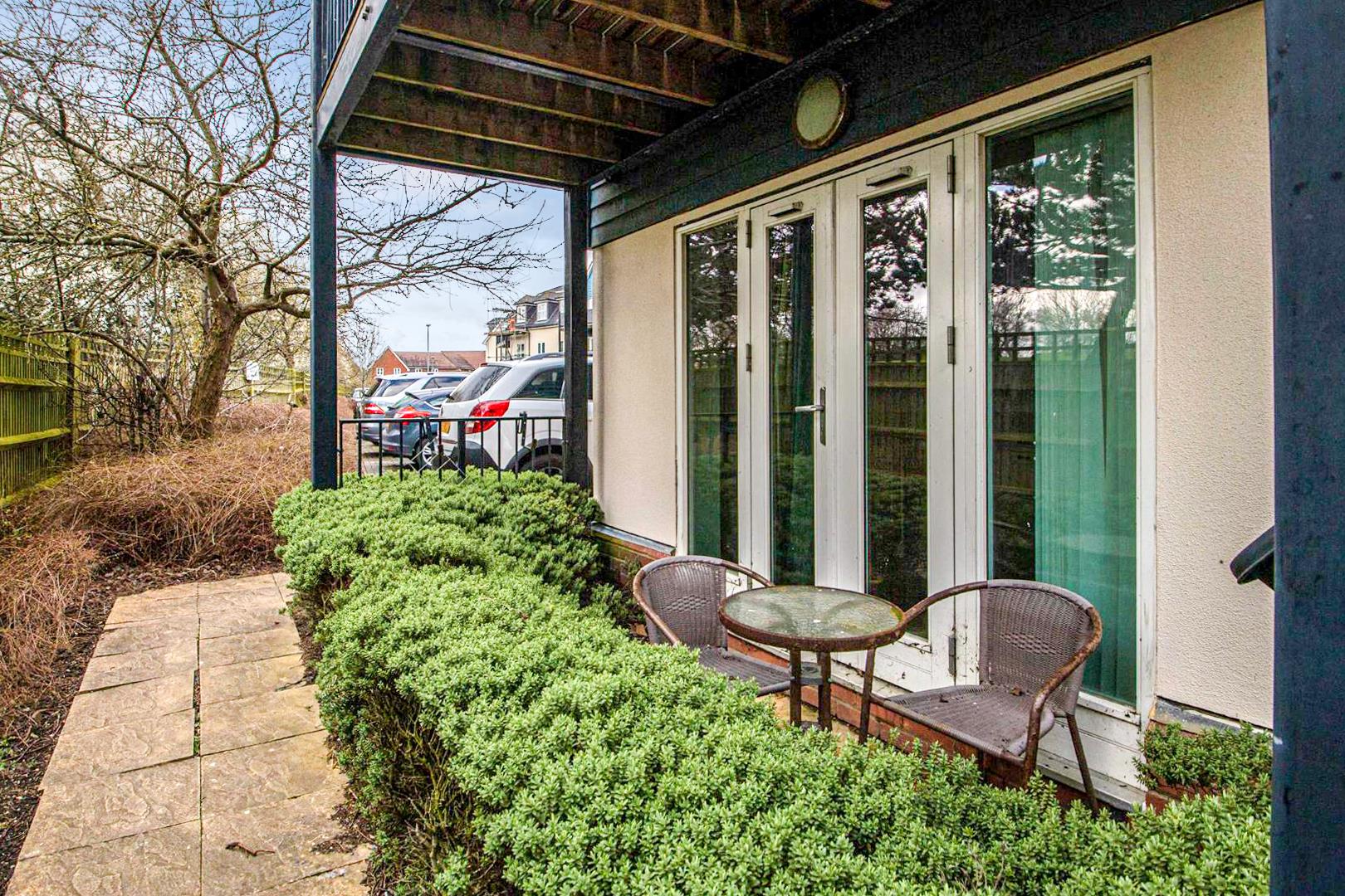 1 bed property in Tyhurst, Milton Keynes